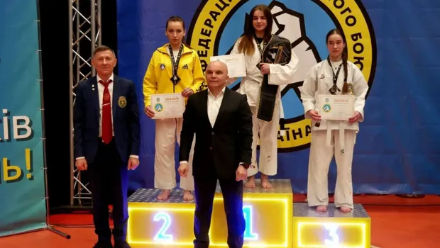 Срібний успіх Катерини Григоренко на Чемпіонаті України з рукопашного бою