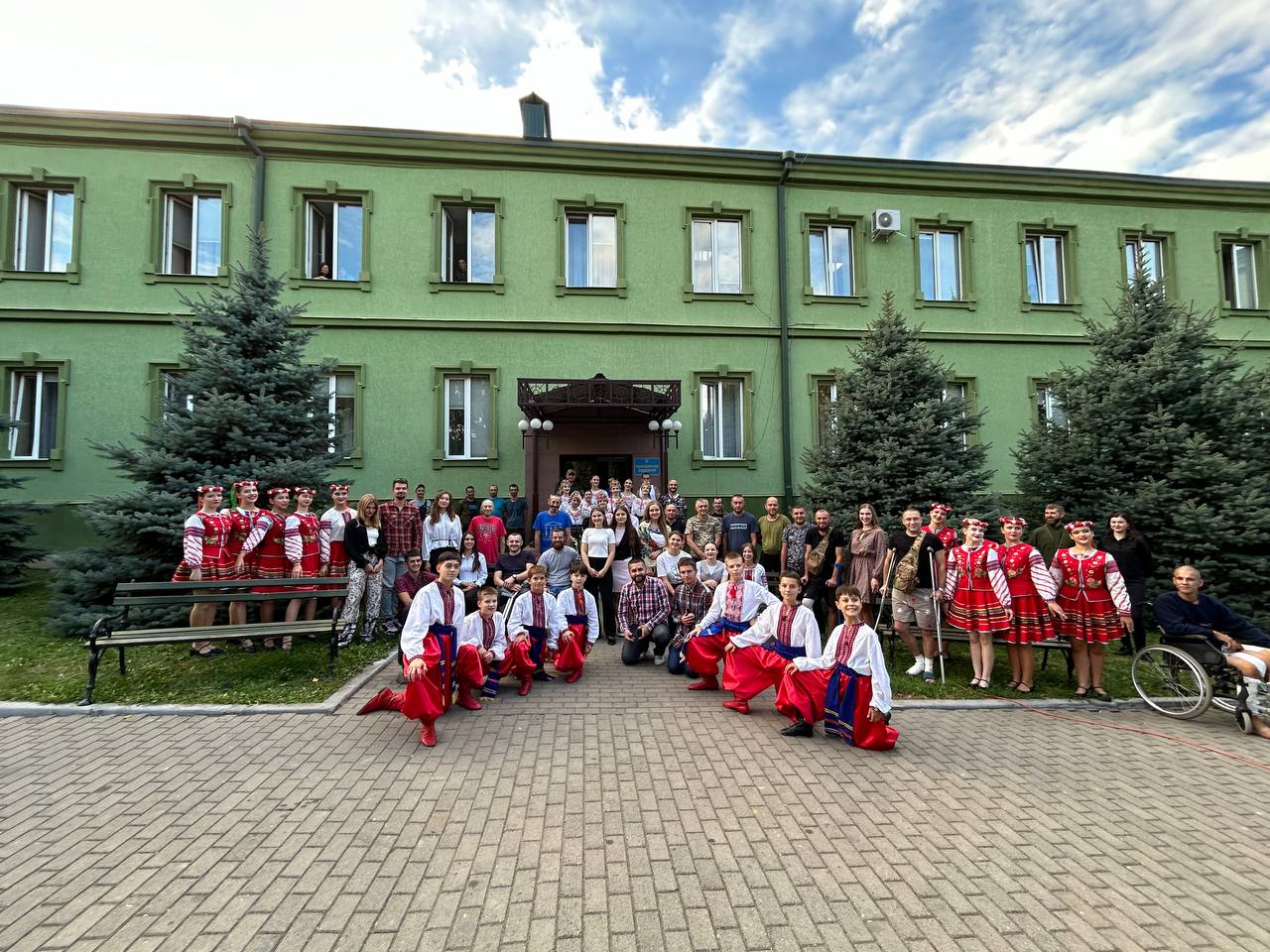 Сила єдності: студенти університету підтримали захисників у госпіталі