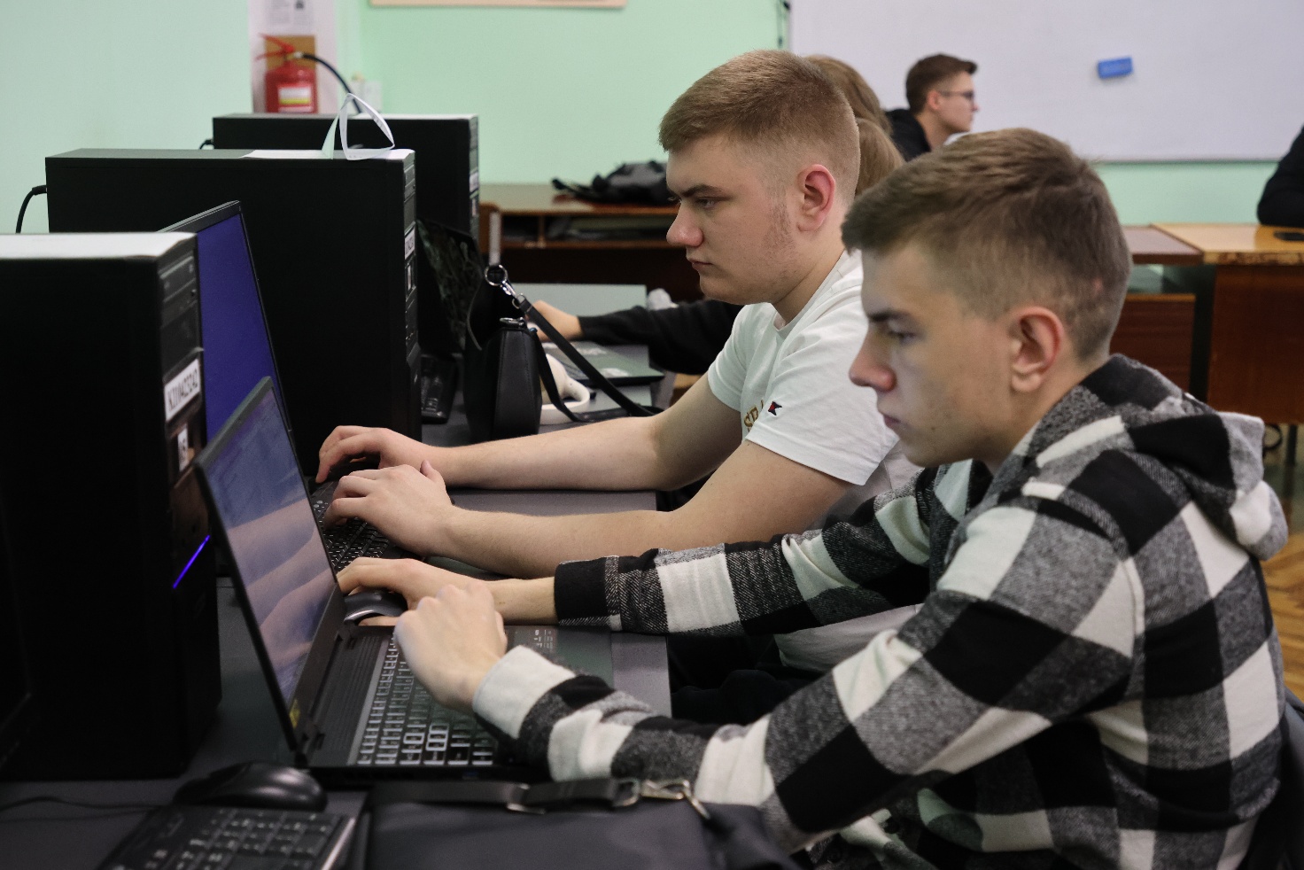 Участь студентів та викладачів кафедри комп’ютерних наук в хакатоні від SP-Lutsk в Луцькому національному технічному університеті