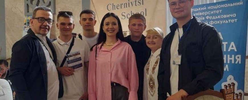 Презентація спеціальності «Менеджмент організацій і адміністрування» на «Дні відкритих дверей ЧНУ ім.Ю.Федьковича»