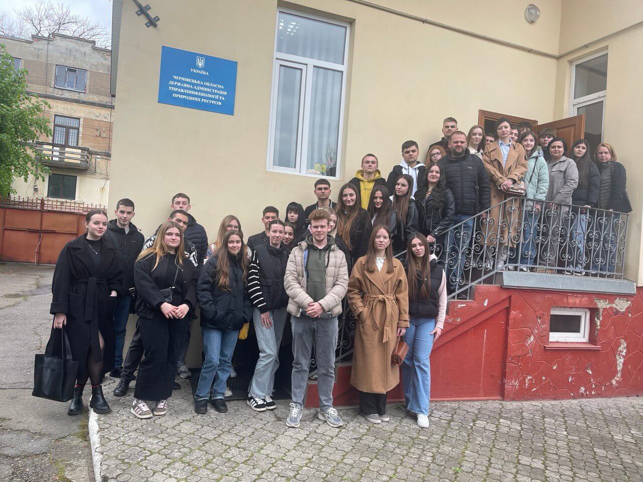 Зустріч-діалог здобувачів освітніх програм кафедри бізнесу та управління персоналом з Управлінням екології та природних ресурсів Чернівецької обласної військової адміністрації.