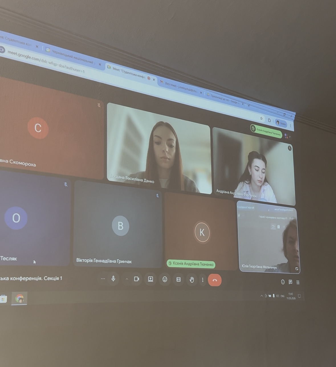 Студенти-журналісти ЧНУ презентували дослідження про медіа, YouTube та війну