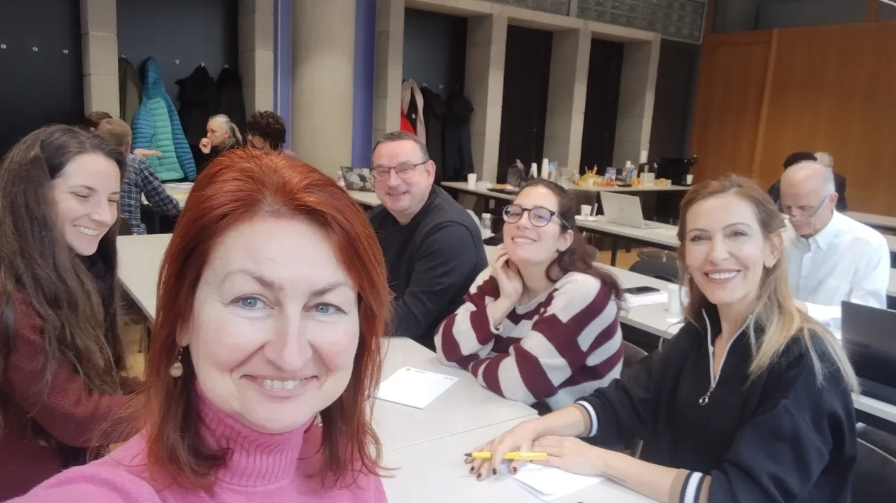 Проф. Марія Федоряк з колегами на семінарі моніторингових груп COLOSS і B-Rap