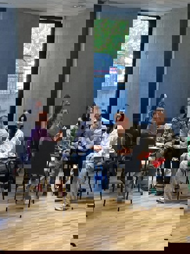 23bb7c8f-6438-4f0f-90ba-a721f0fde4d1