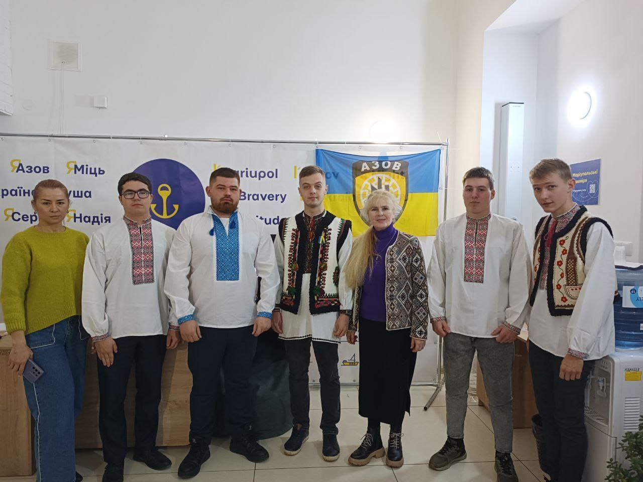 Святий Миколай зігріває любов’ю
