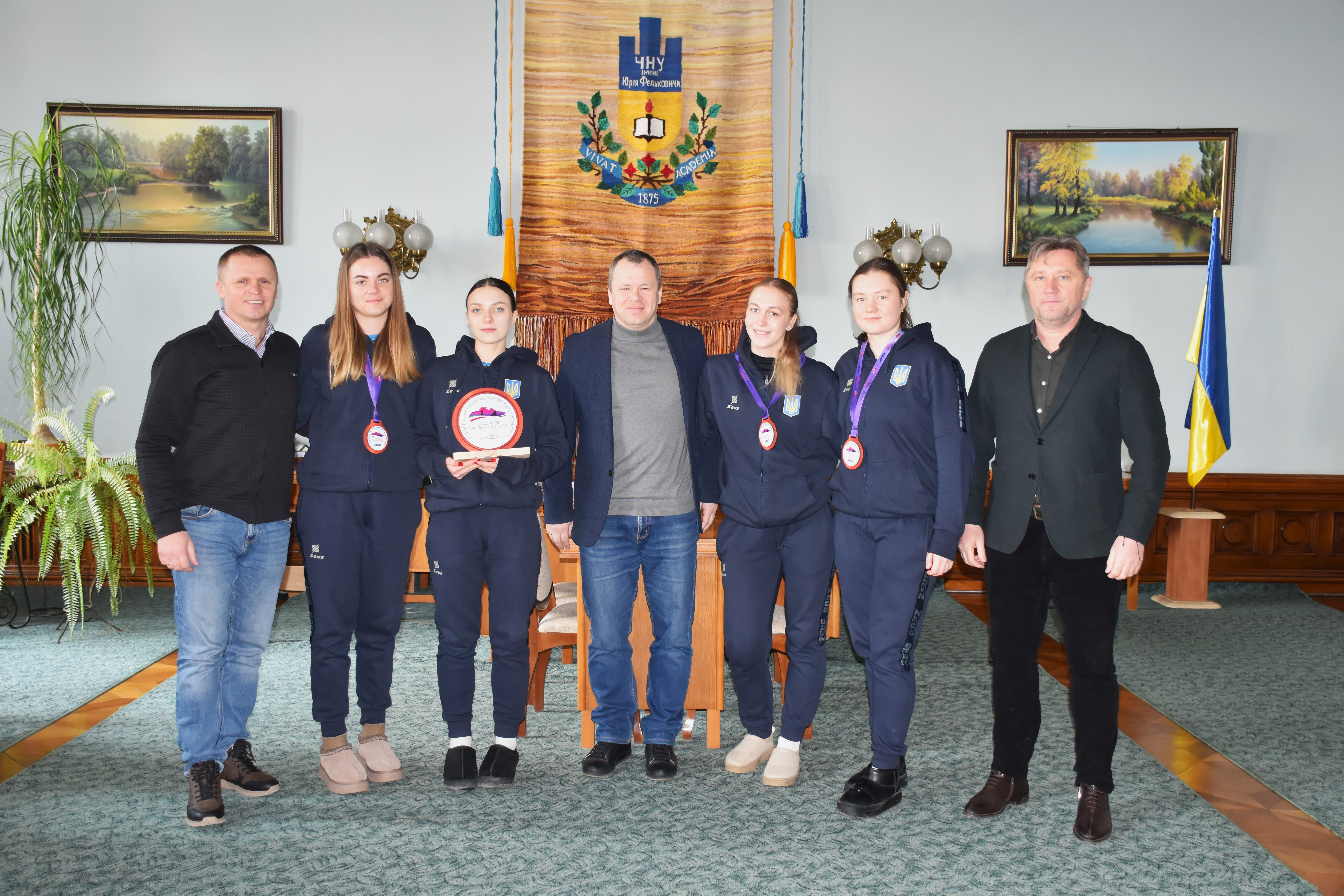 Відбулася зустріч ректора зі спортсменками жіночої команди з волейболу на снігу