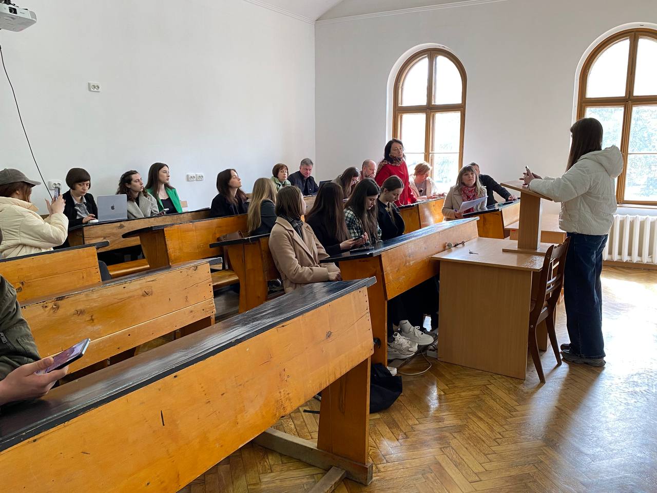 Студенти кафедри журналістики представили творчі проєкти на передзахисті