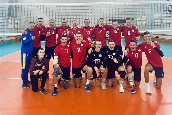 ВОЛЕЙБОЛЬНА ЧОЛОВІЧА КОМАНДА ЧНУ ЛІДИРУЄ У ЧЕМПІОНАТІ УКРАЇНИ