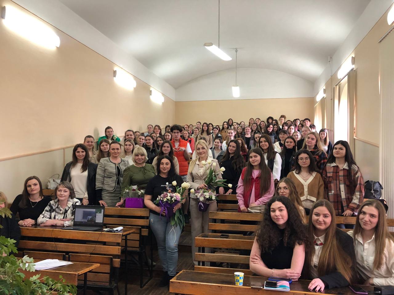  Тематичне засідання наукового гуртка української мови 