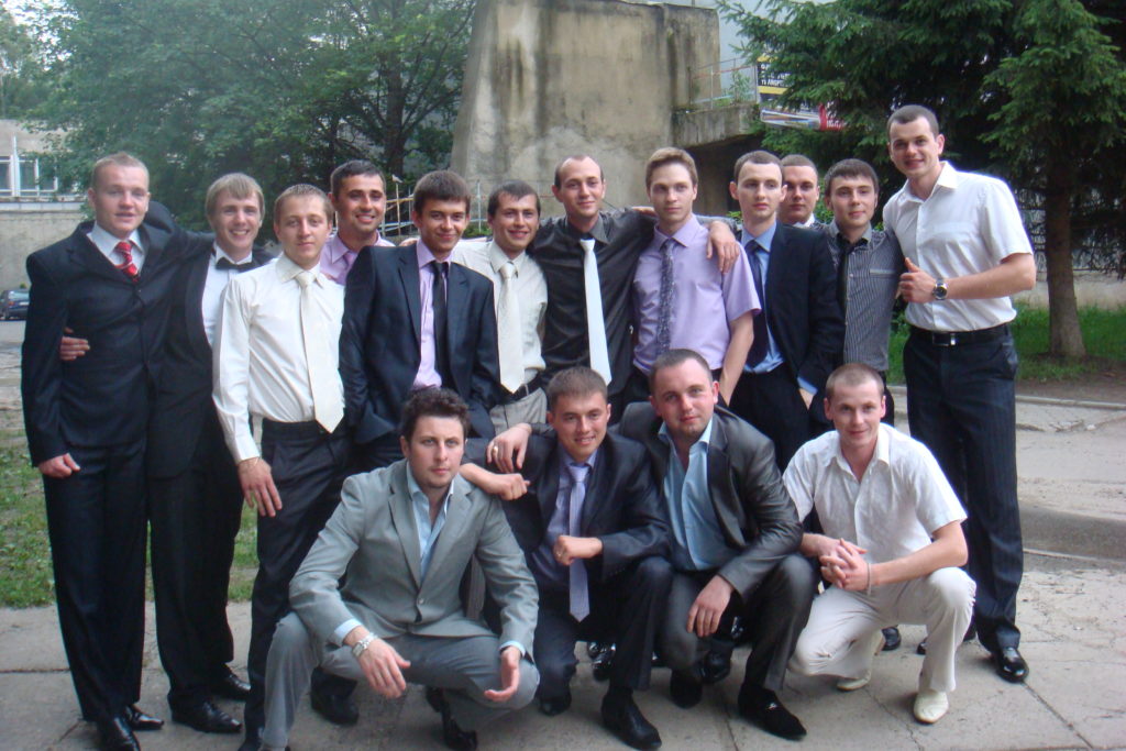 Випуск 2010