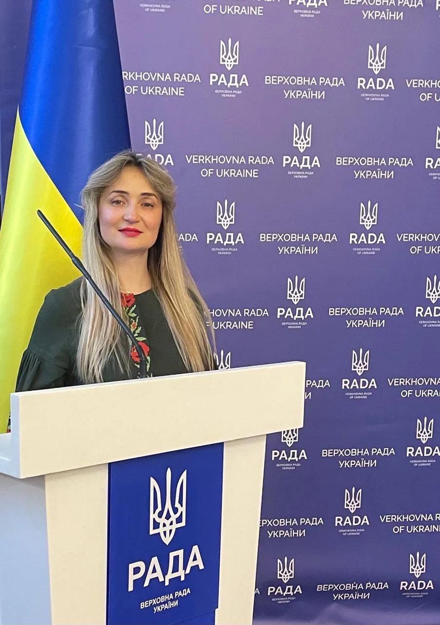 Іменна стипендія Верховної Ради України як визнання наукового внеску професорки Анни Гакман