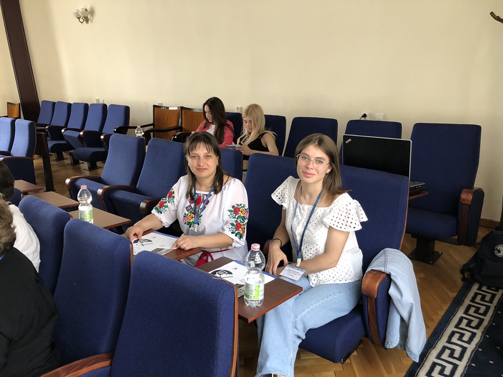 Марія Тарновецька та Діана Гушул