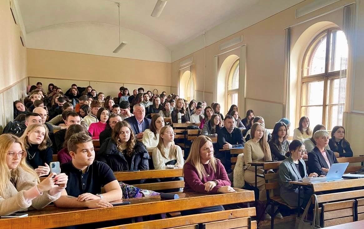 .