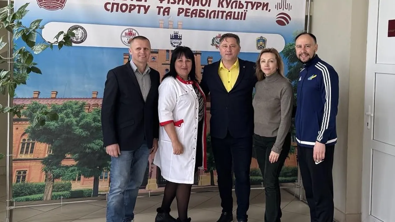 Факультет фізичної культури, спорту та реабілітації ЧНУ долучився до донорської акції до 150-річчя університету