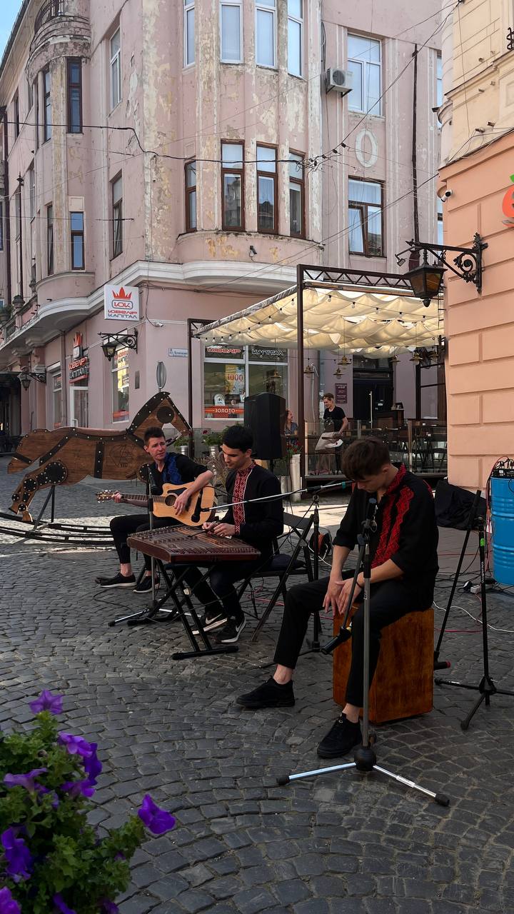 Відбувся акустичний концерт Центру культури і дозвілля студентів університету