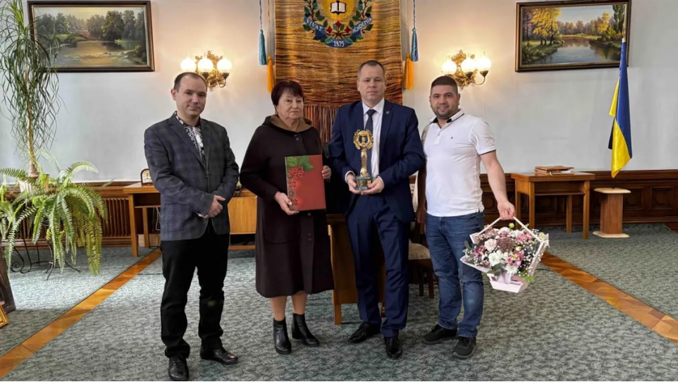 Кафедра термоелектрики та медичної фізики та Інститут термоелектрики НАН та МОН України щиро вітають Чернівецький національний університет імені Юрія Федьковича з 150-річним ювілеєм!