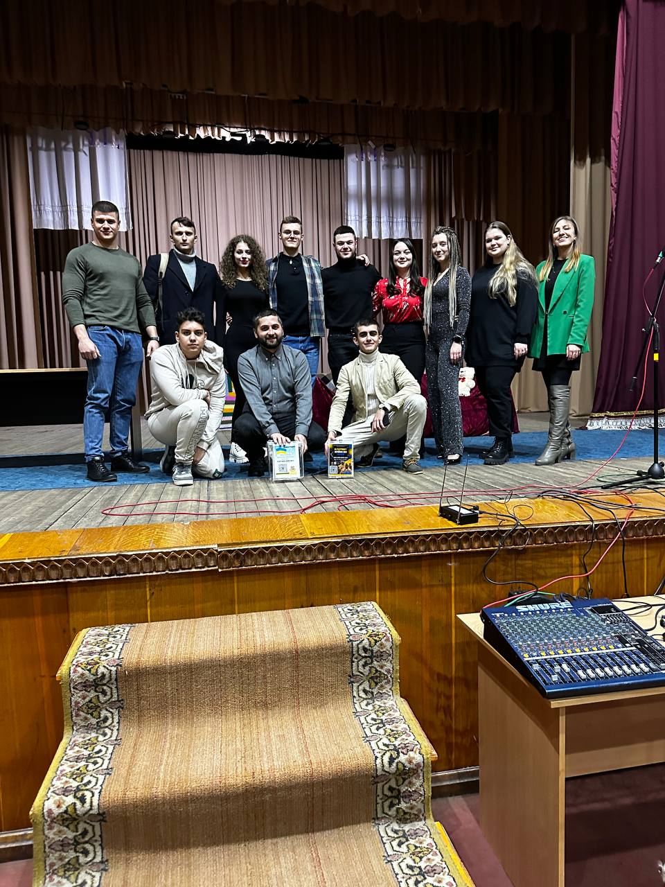 Вистава "40 відтінків насильства" в Новоселиці