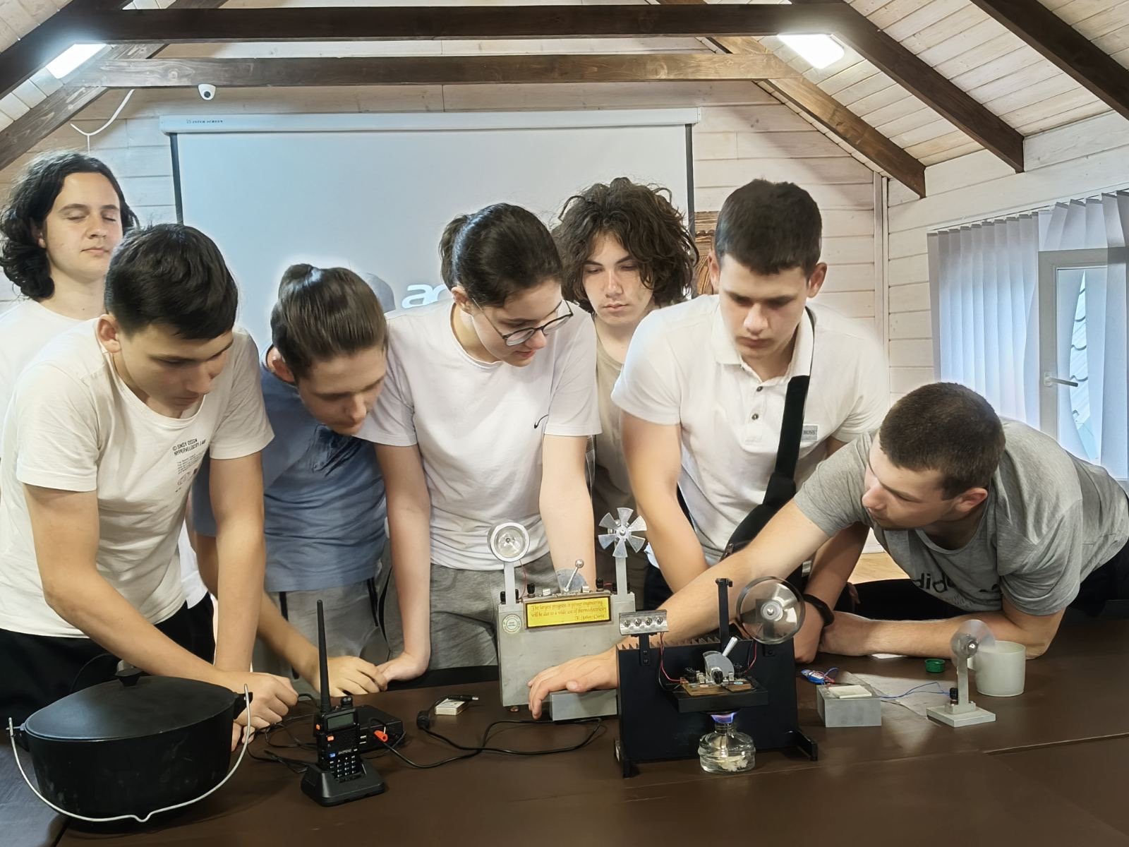 Кафедра термоелектрики та медичної фізики провела лекцію для обдарованої молоді