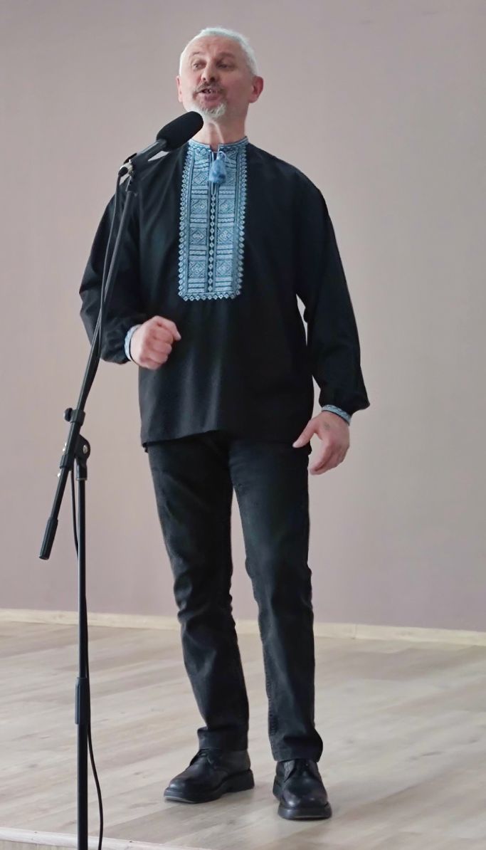 Виступ Юрія Олеся