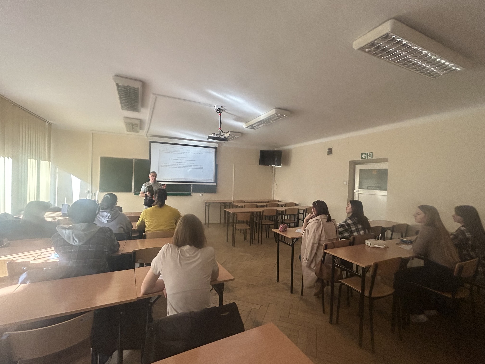Доки хтось мріє, хтось здобуває