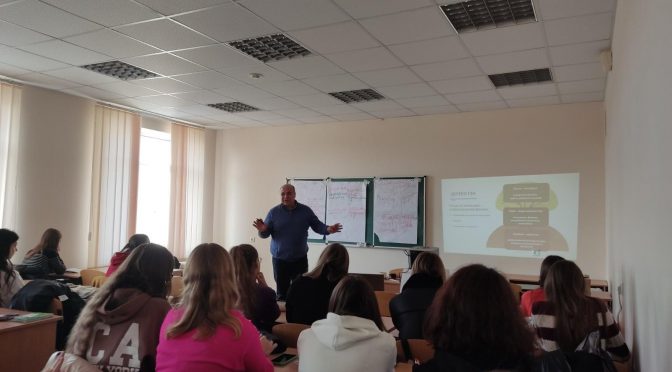 ЗУСТРІЧ СТУДЕНТІВ З ПРЕДСТАВНИКАМИ ГРОМАДСЬКОЇ ОРГАНІЗАЦІЇ «КОНВІКТУС УКРАЇНА»
