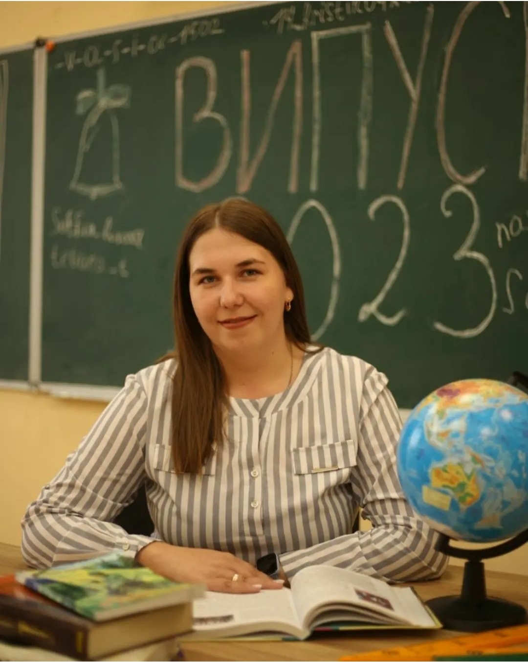 Любов ФЕДЮК – вчитель української мови та літератури, українознавства в Усть-Путильській ЗЗСО, випускниця 2020 року.